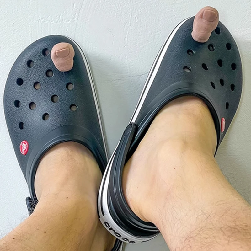 创意仿真脚趾大拇指洞洞鞋diy配件cross装饰鞋花个性搞怪拖鞋配饰