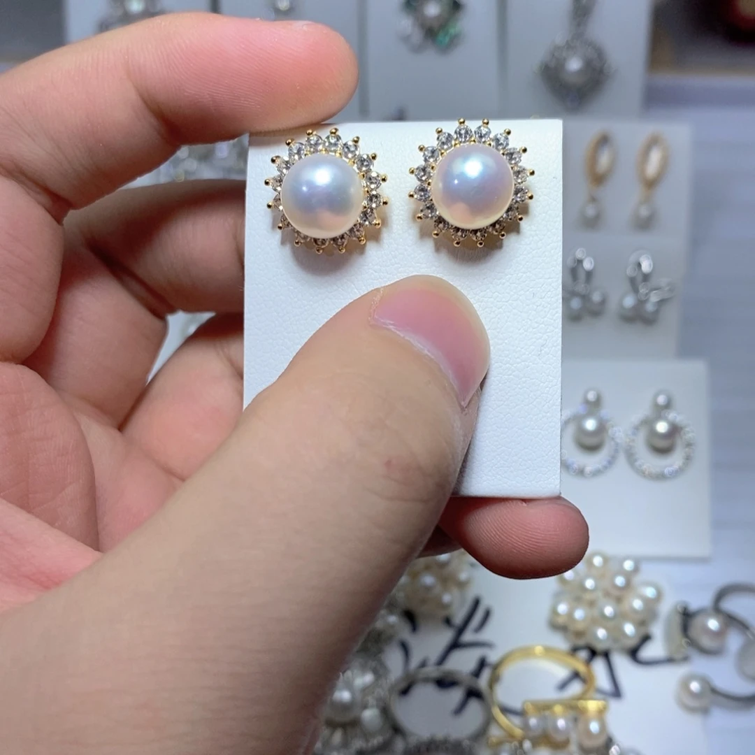 淡水珍珠银S925镶嵌耳饰