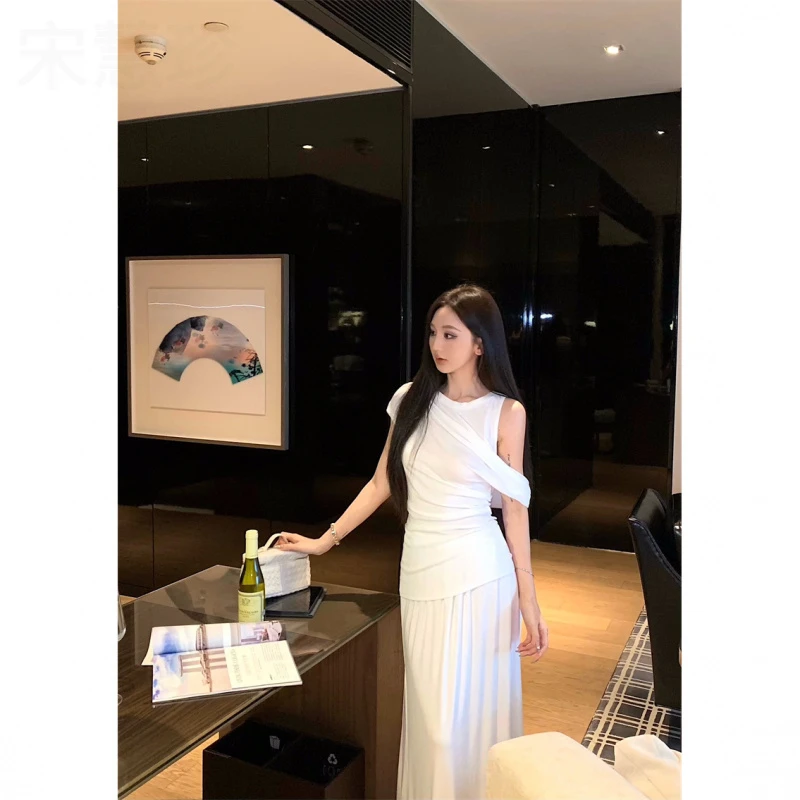 法式纯欲风气质小众设计感露肩上衣女夏季装高腰显瘦半身裙两件套