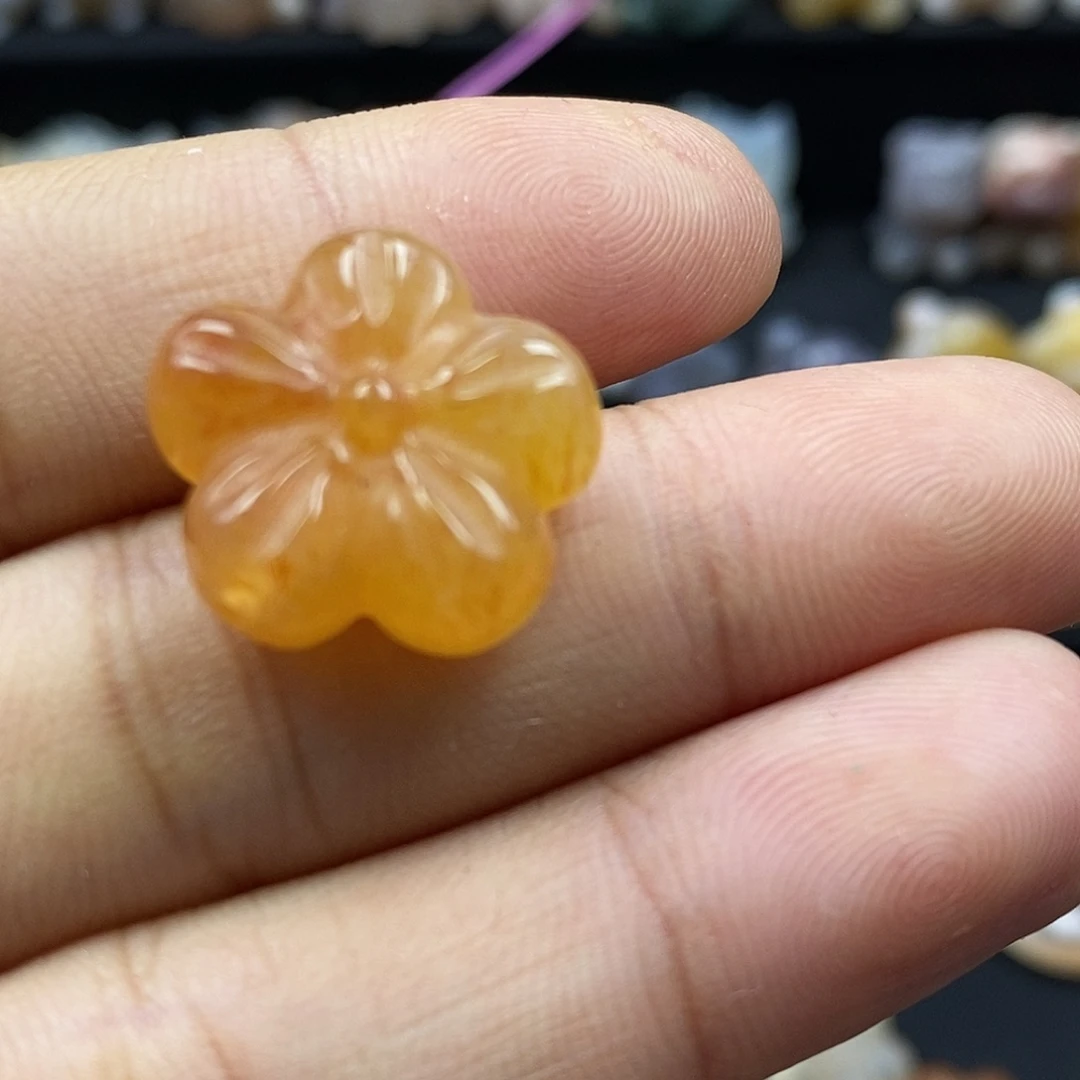 石英质玉颈饰未镶嵌