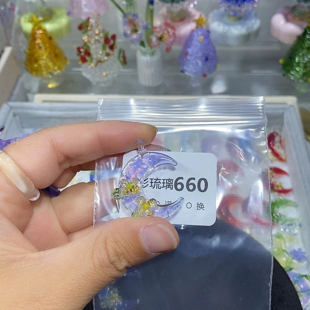 阿***家玻璃颈饰660桂花月亮