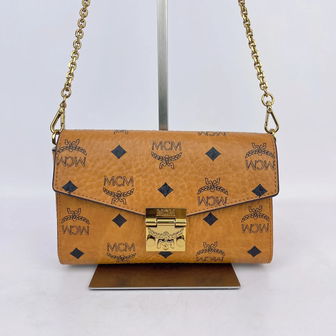 95新 MCM MCM 干邑色老花单肩包底长18 K470