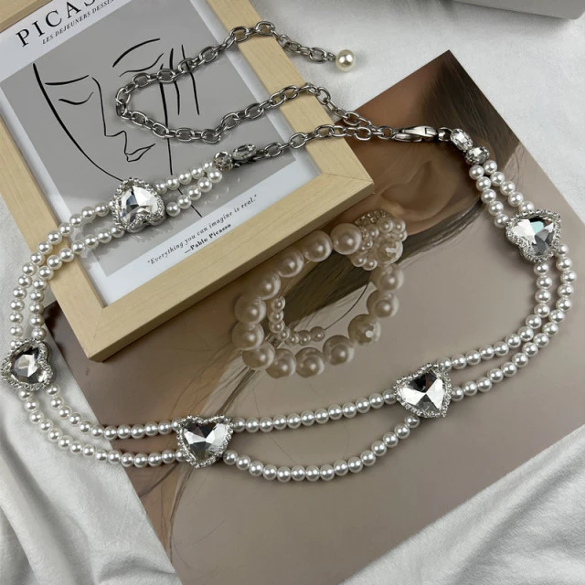 高级感珍珠腰链配饰女镶嵌腰带装饰配裙子牛仔裤金属链子2025新款