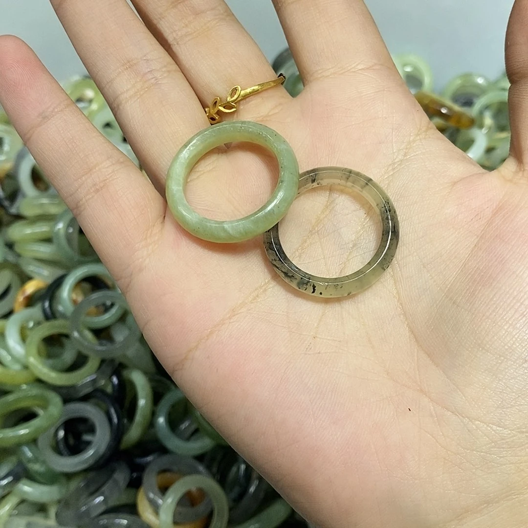合金蛇纹石玉颈饰370