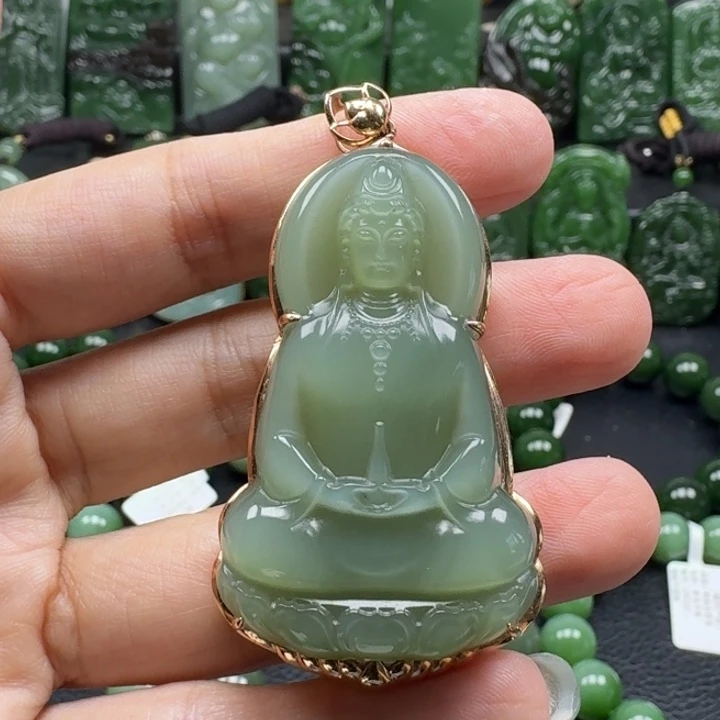 和田玉18K金镶嵌颈饰