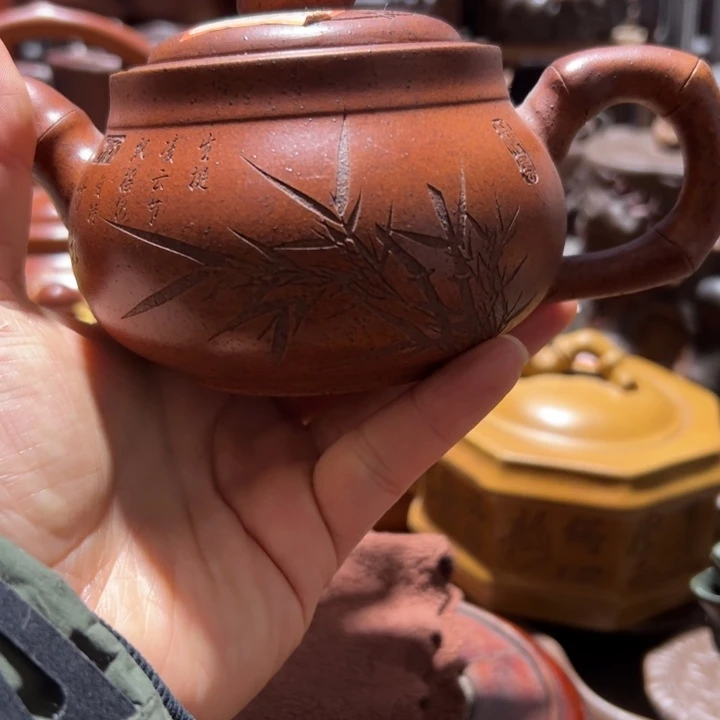 紫砂茶壶紫砂壶收藏起来了！