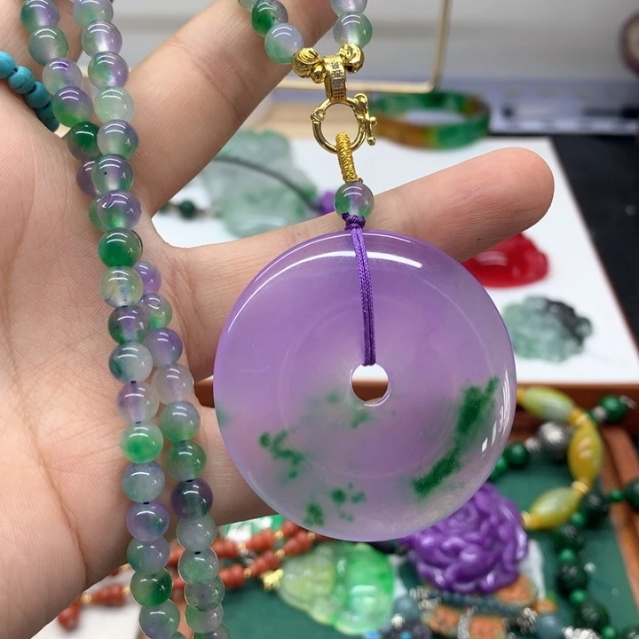 颈饰未镶嵌翡翠吊坠