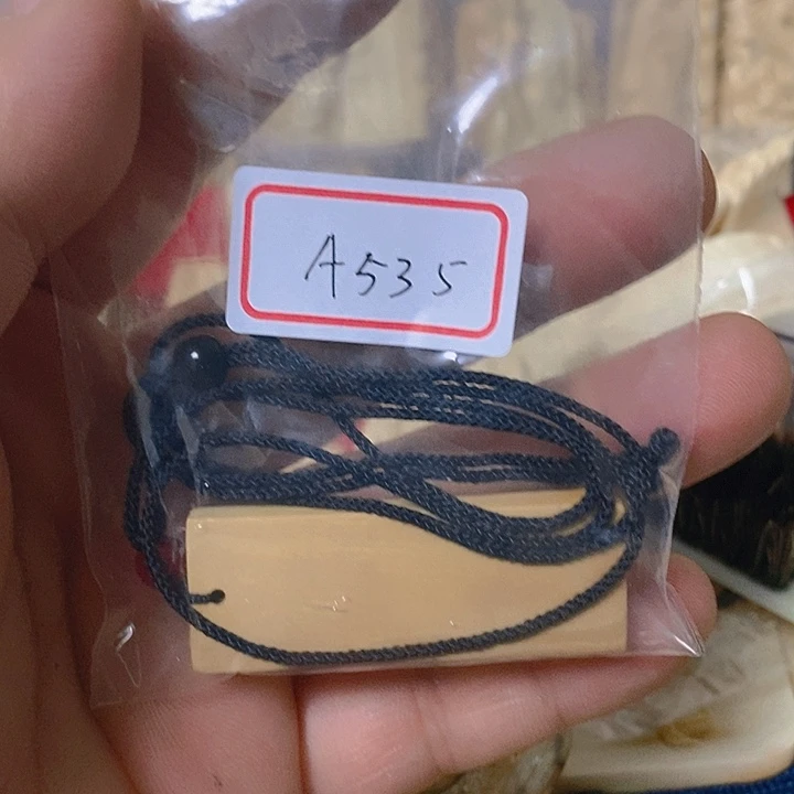 天然猛犸牙雕刻残次品