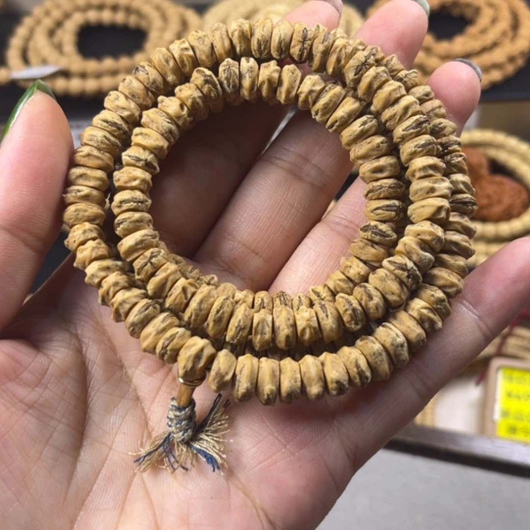 【闪购商品】柏香籽/百香籽吊坠大*哲M045