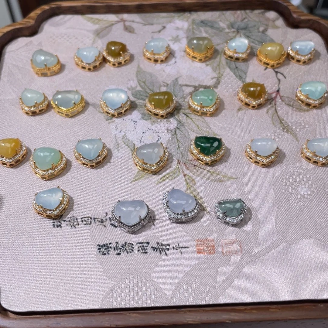 项链银S925镶嵌翡翠路路通