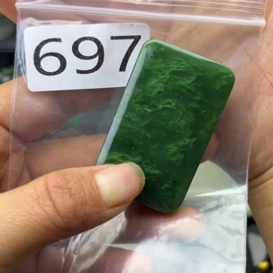 未镶嵌和田玉珠宝半成品