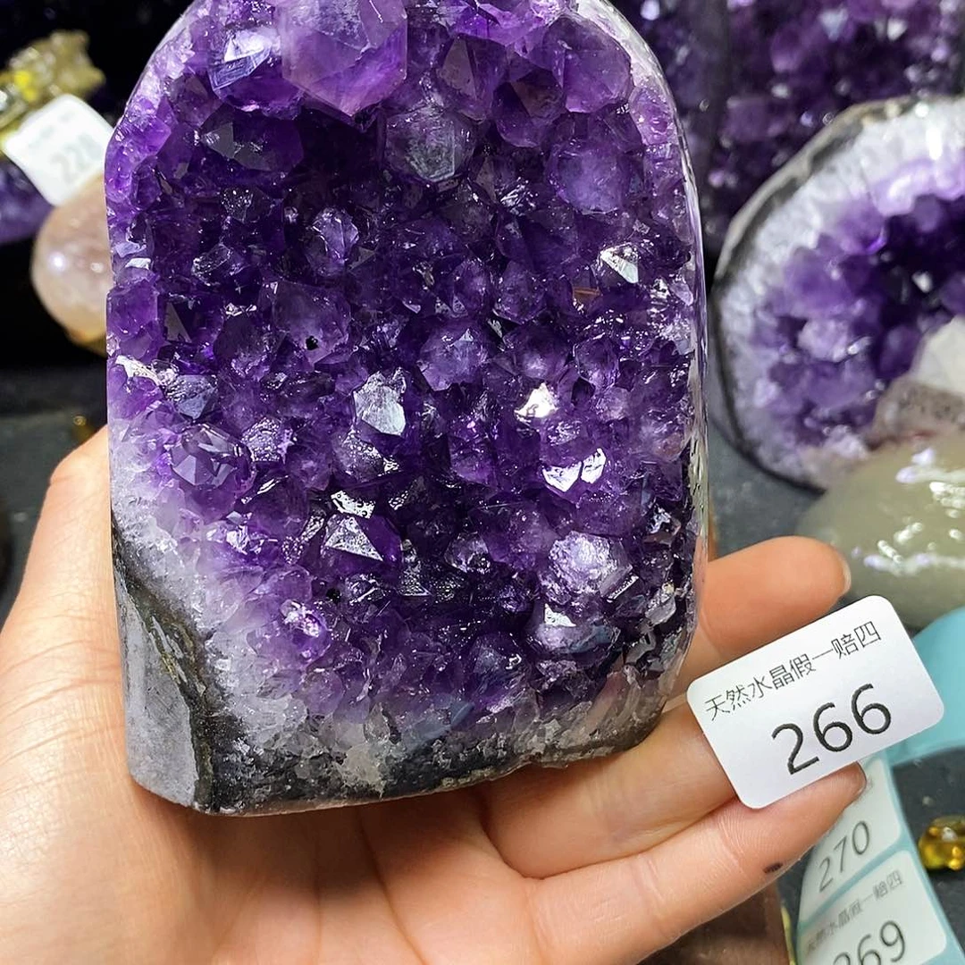 水晶大型摆件（非配饰）未镶嵌