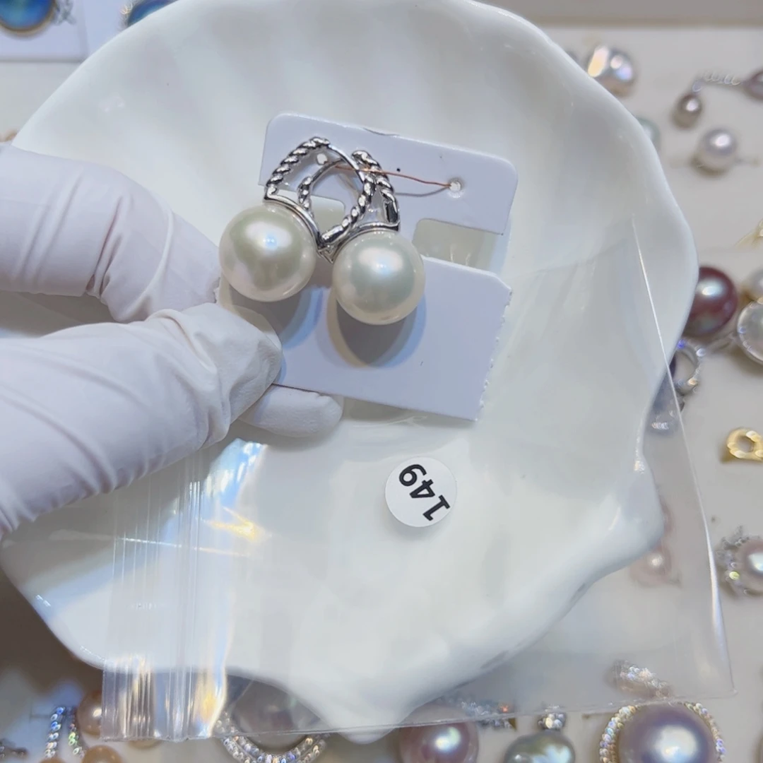 银S925镶嵌淡水珍珠耳饰