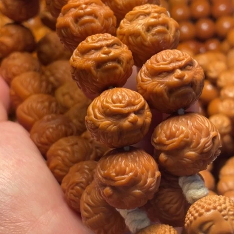 猴头核桃手串苗*永舞台