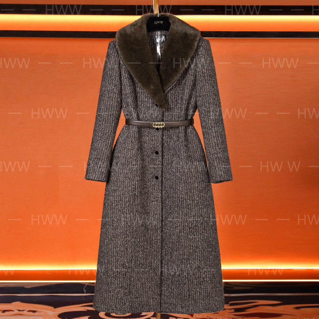 90白鹅绒(袖子加白鹅绒)英伦潮流时尚法式收腰羽绒服DHZZR406407