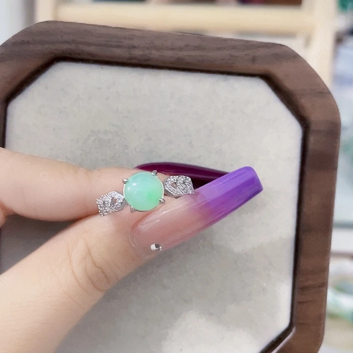 翡翠未镶嵌颈饰天然翡翠Ａ货