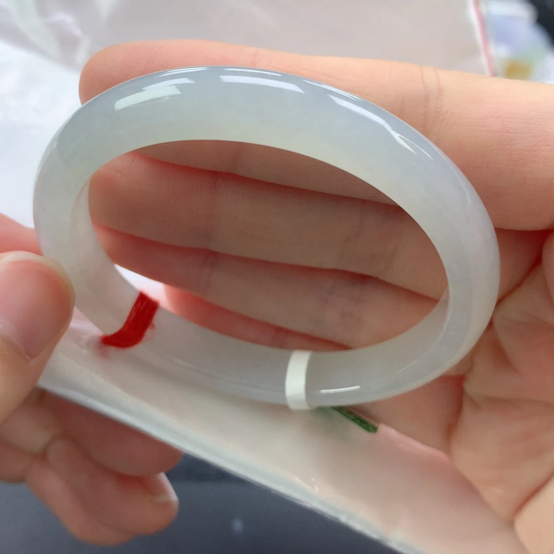 翡翠手镯未镶嵌缅甸天然翡翠手镯52圈口贵妃