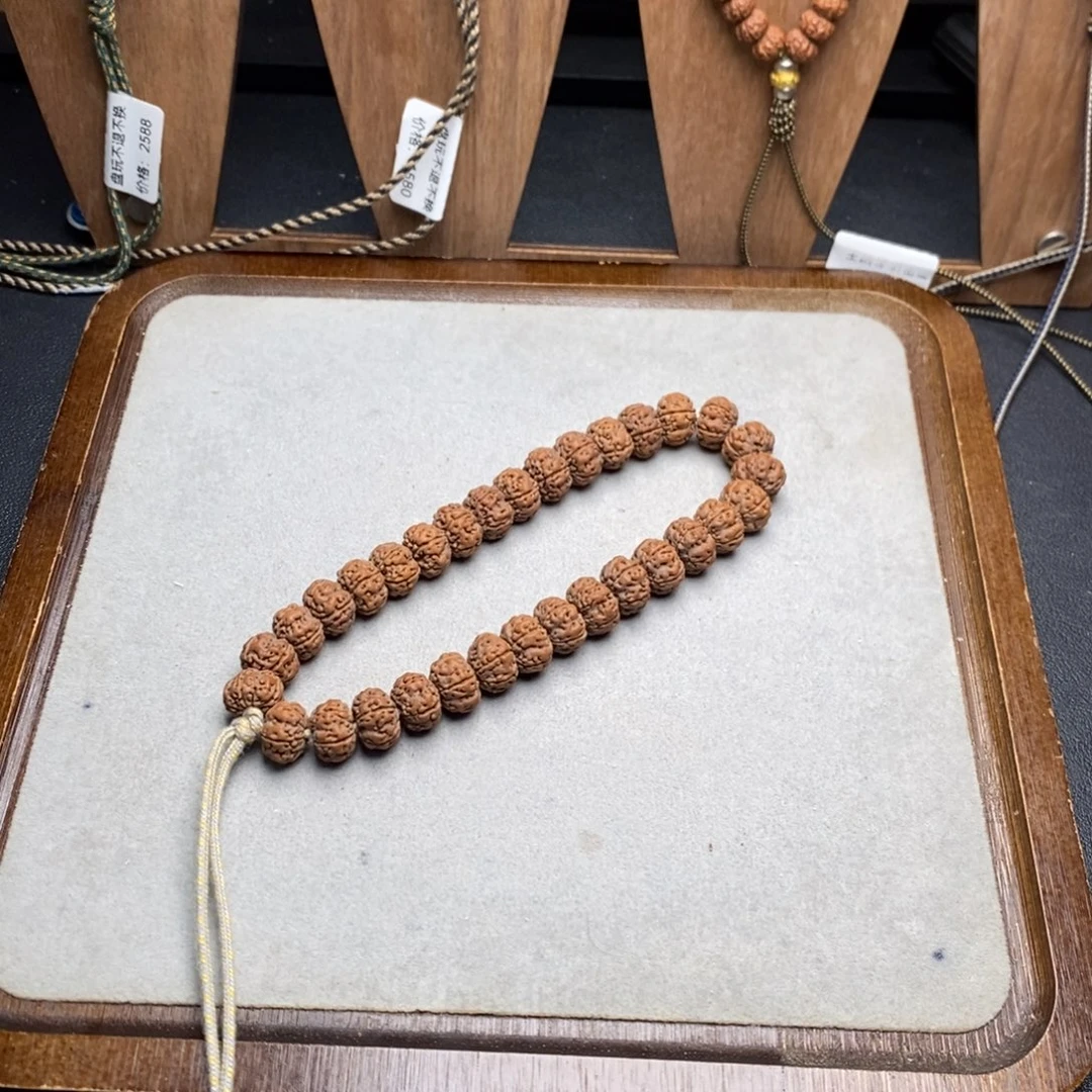 潇***吊坠金刚菩提老树王