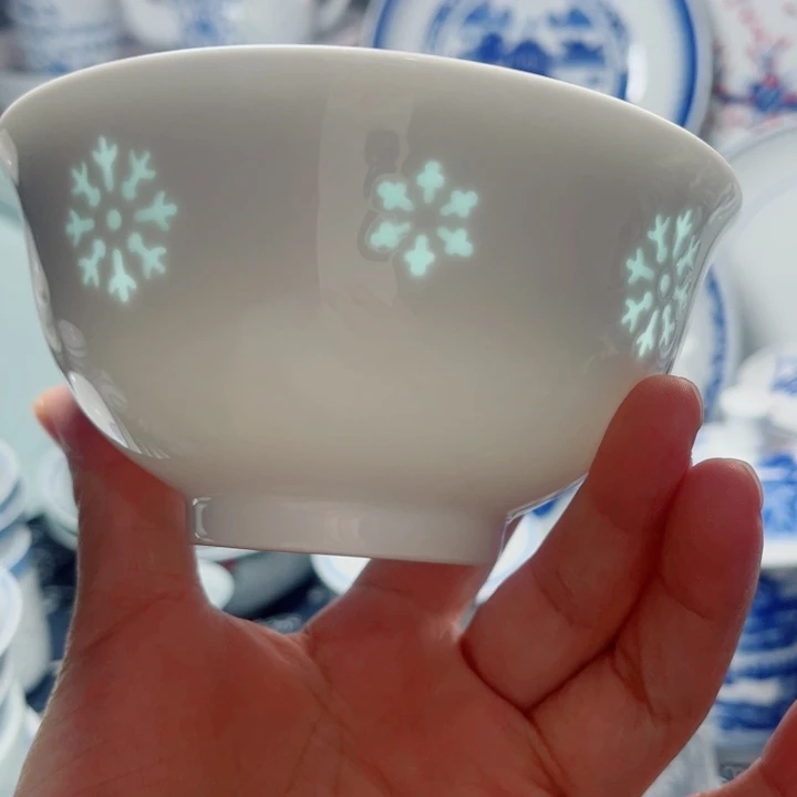 青花玲珑5寸饭碗雪花雕刻