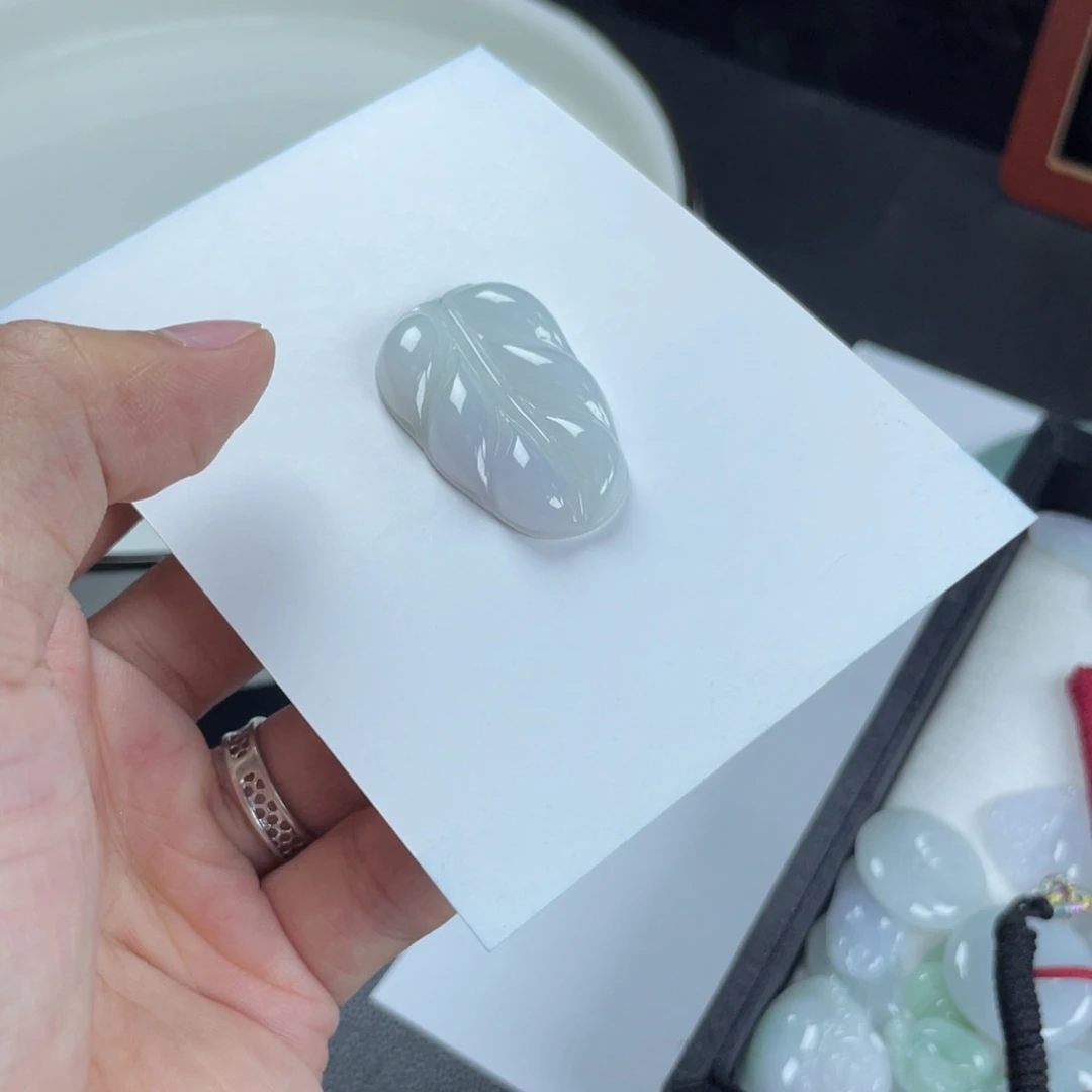 落***锦颈饰未镶嵌翡翠叶子