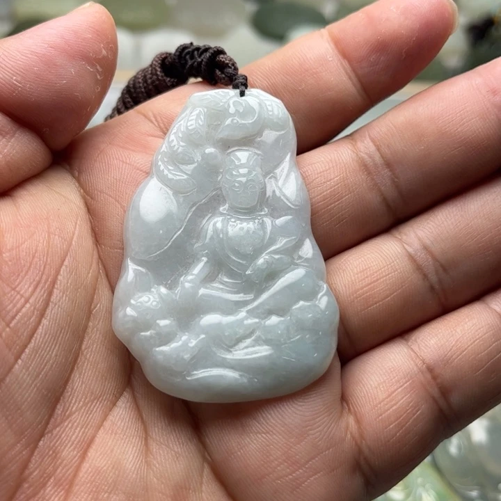 翡翠未镶嵌颈饰挂件