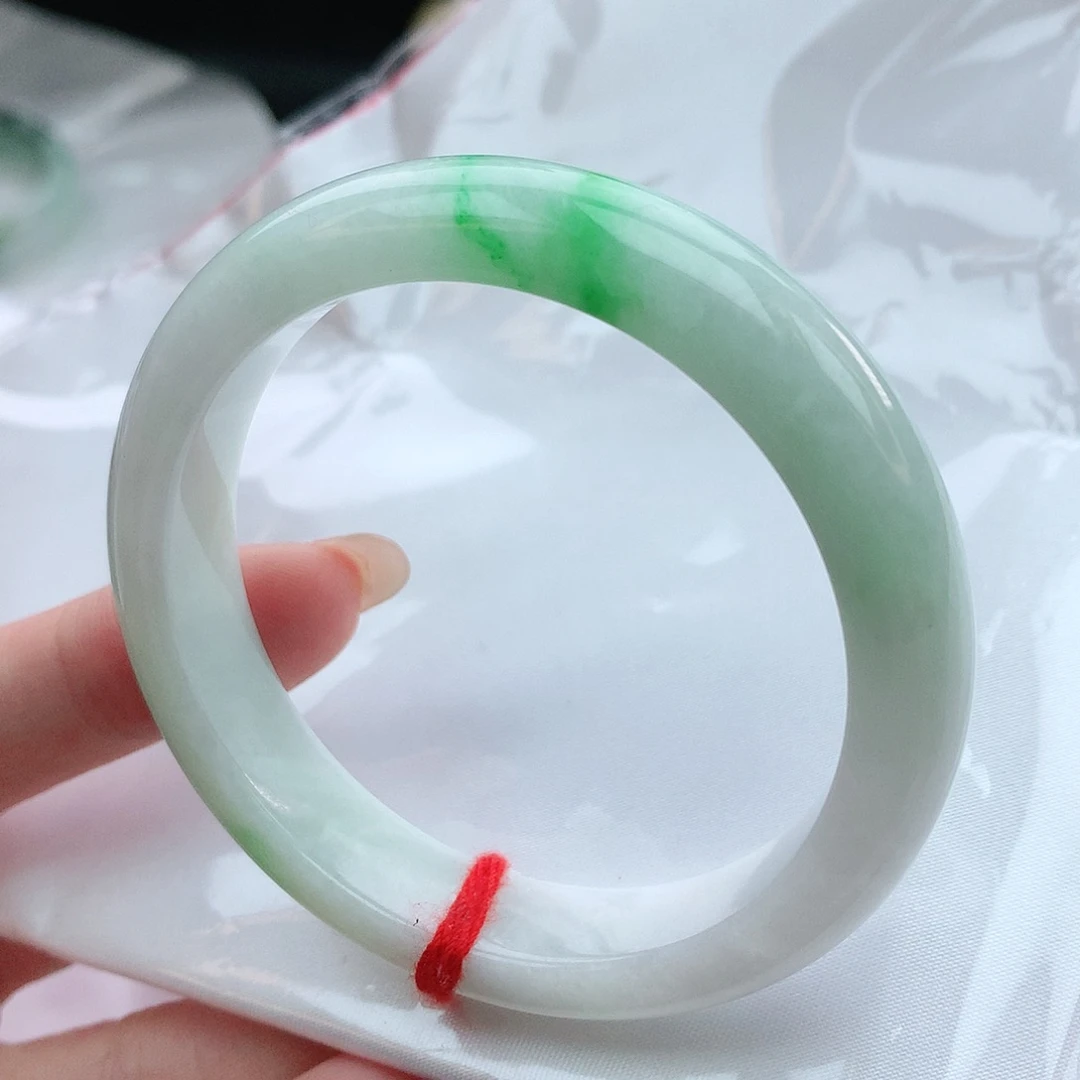 翡翠手镯未镶嵌54圈口480344