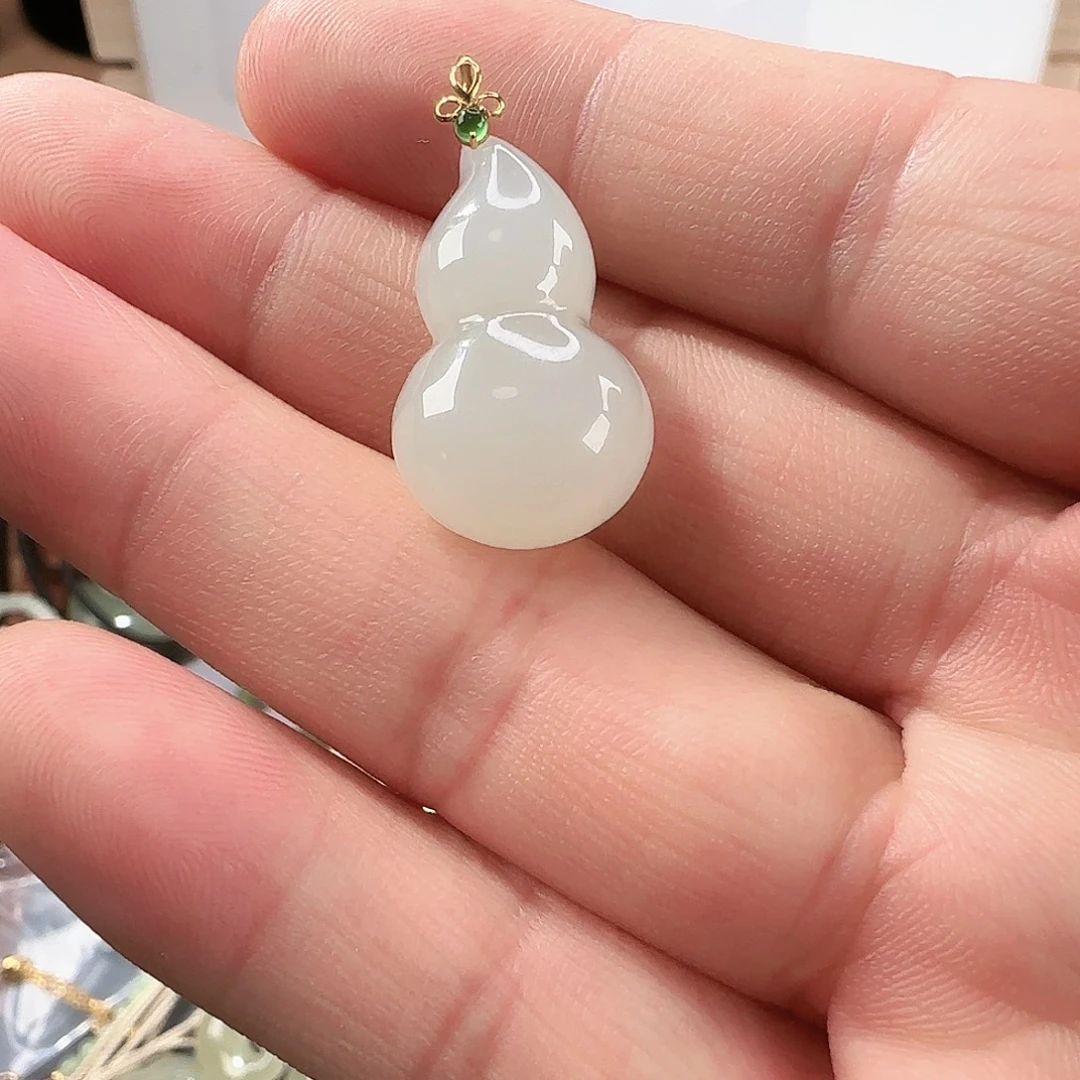 一***柠和田玉（糖玉）未镶嵌颈饰