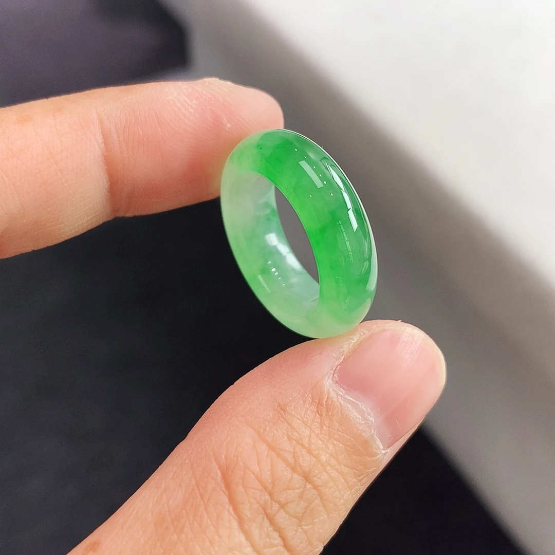 翡翠未镶嵌戒指10号
