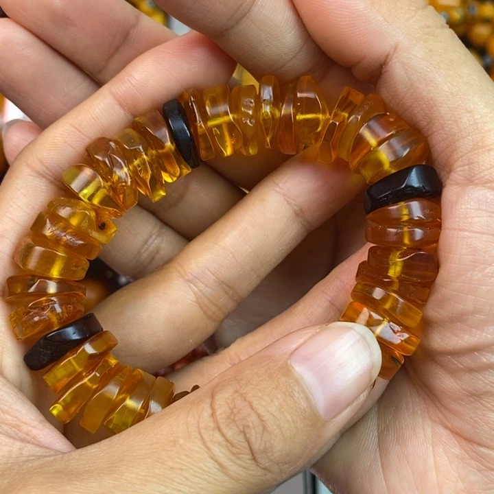 琥珀未镶嵌珠宝奇石