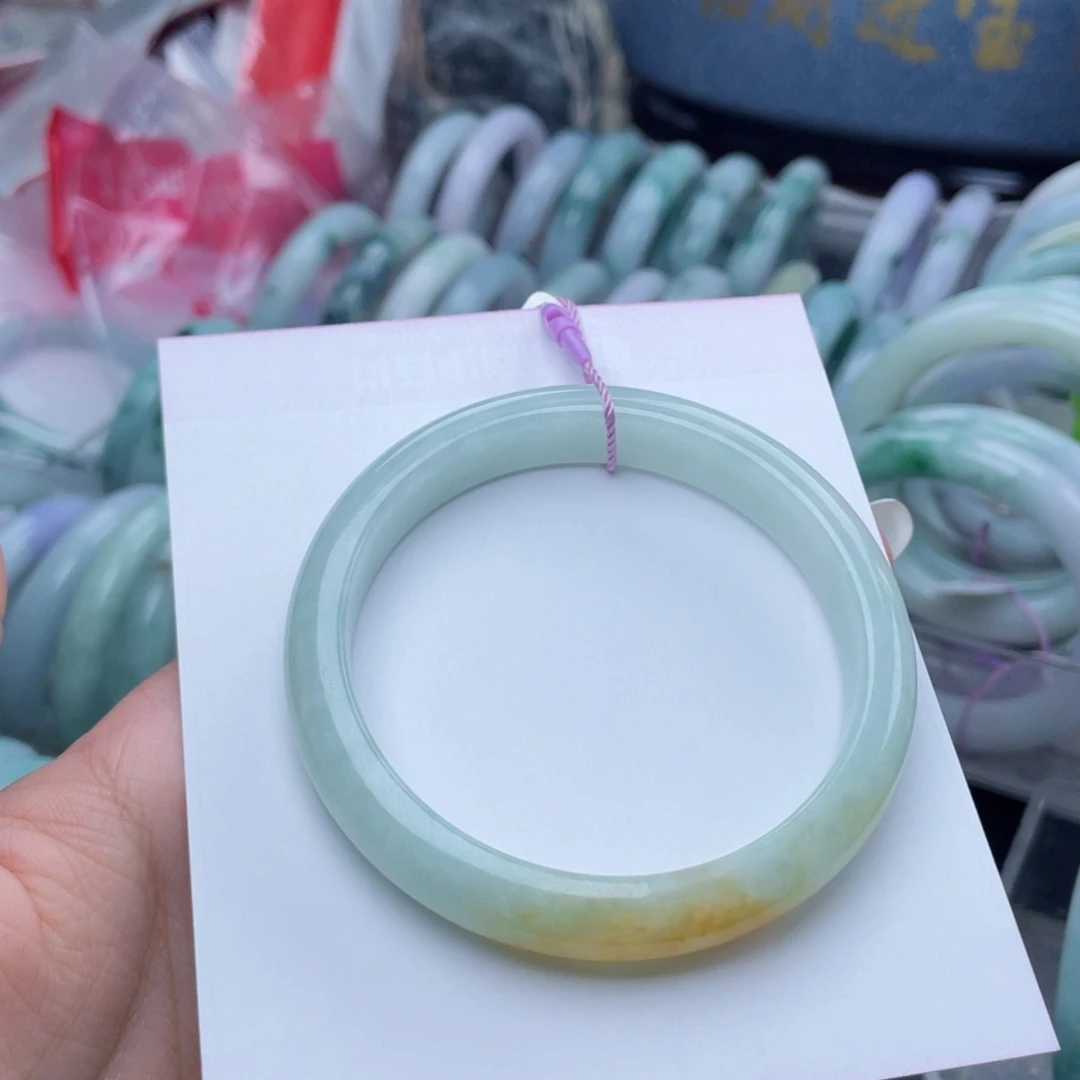 翡翠未镶嵌手镯59圈