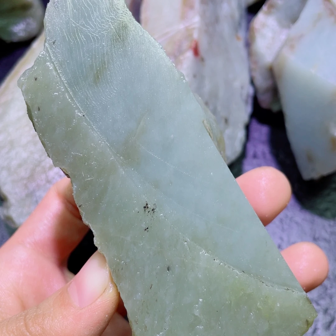 和田玉未镶嵌珠宝半成品