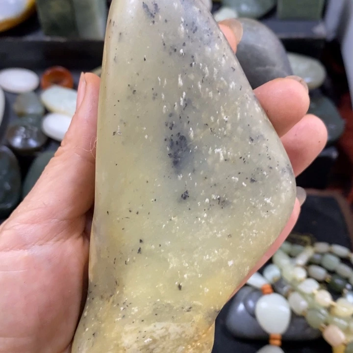 未镶嵌和田玉（糖玉）挂件