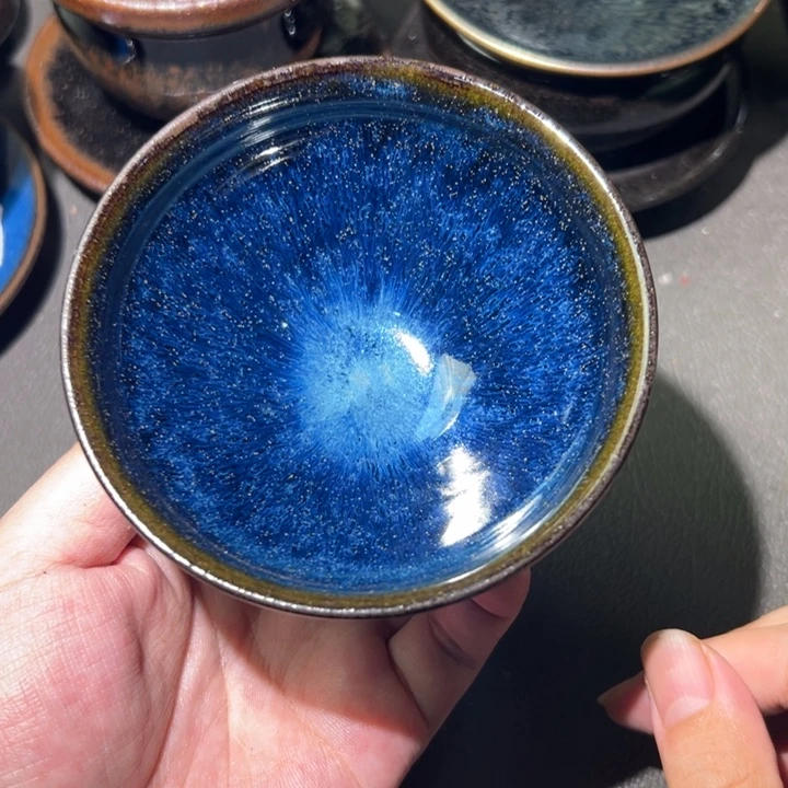 茶盏我们也在这里吃早餐