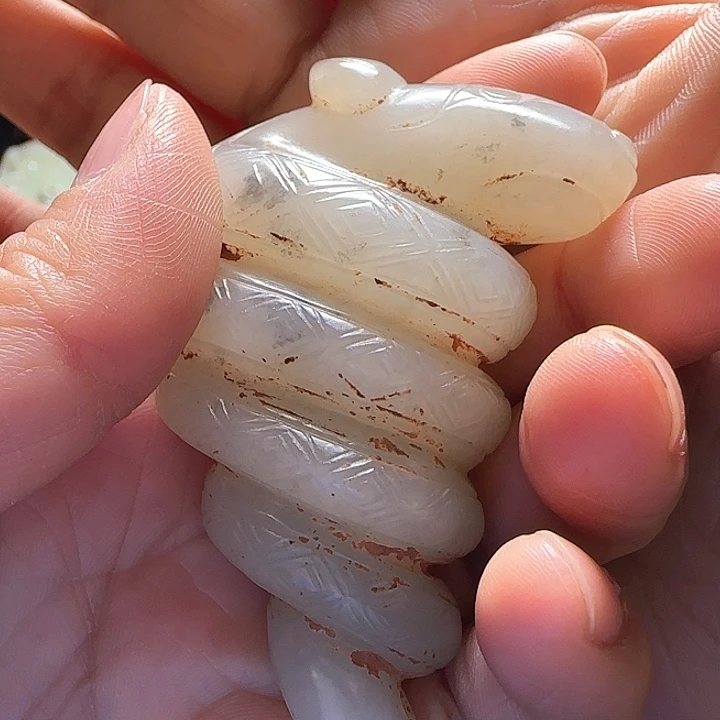 和田玉颈饰未镶嵌