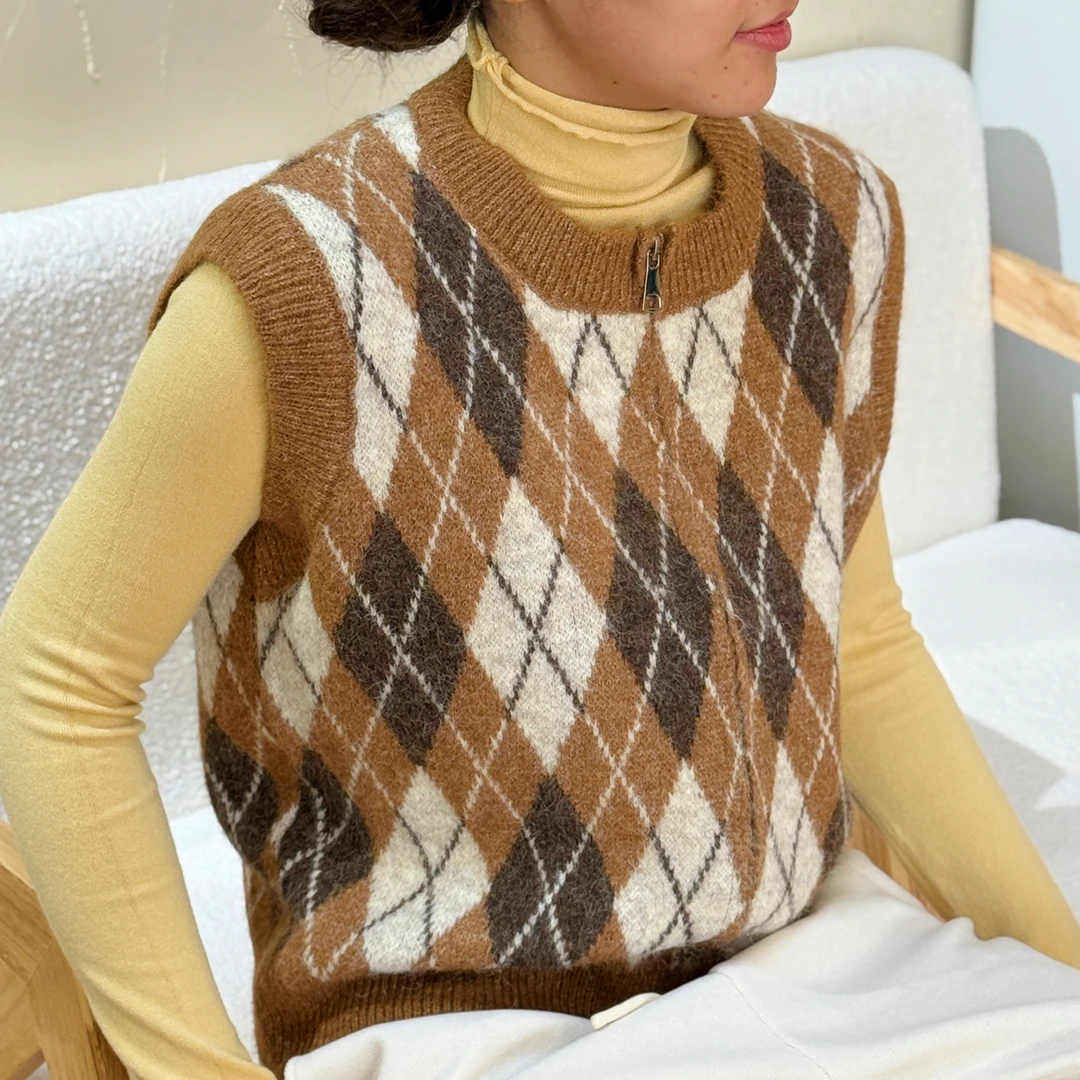 胖美推荐｜开衫菱格纹圆领针织马甲背心女2025秋冬新款宽松