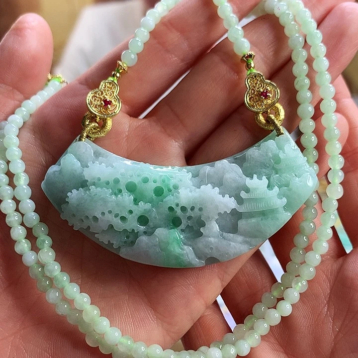 翡翠颈饰未镶嵌吊坠