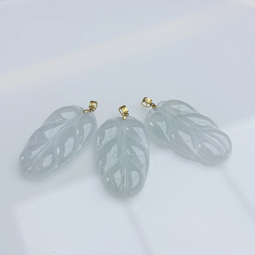 『手镯七仙女』翡翠叶子吊坠/7-1178/多样性发一件 赠皮绳