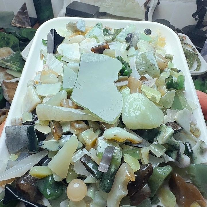 未镶嵌和田玉（糖玉）珠宝半成品