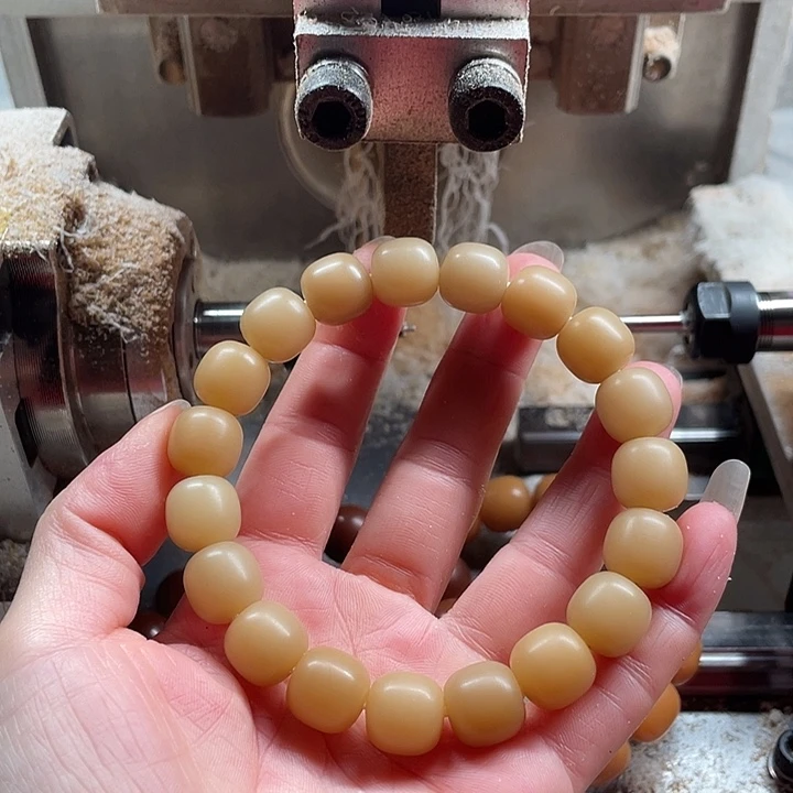 吊坠菩提根/象牙果