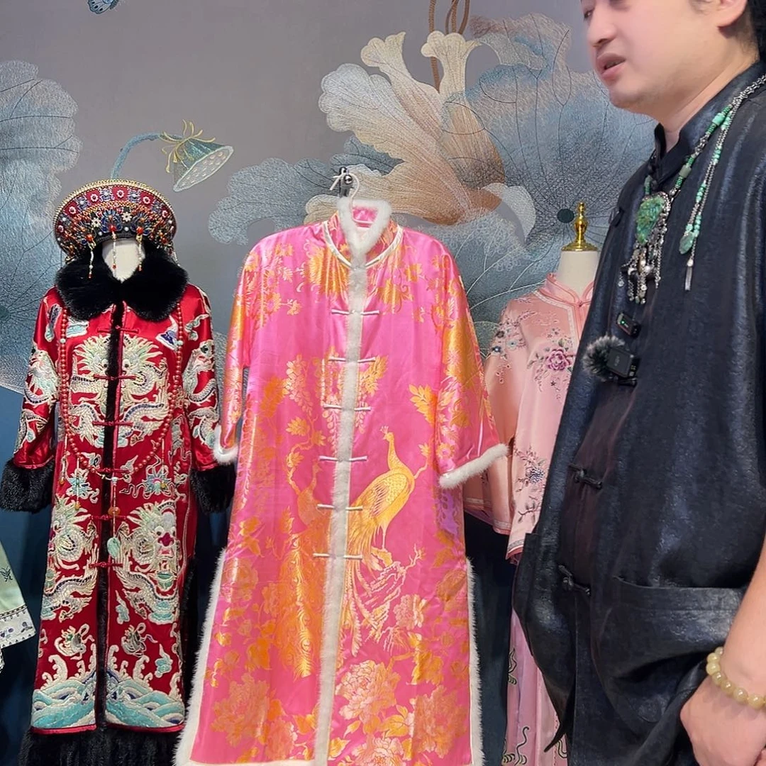 立领中开桑蚕丝老软缎长袍