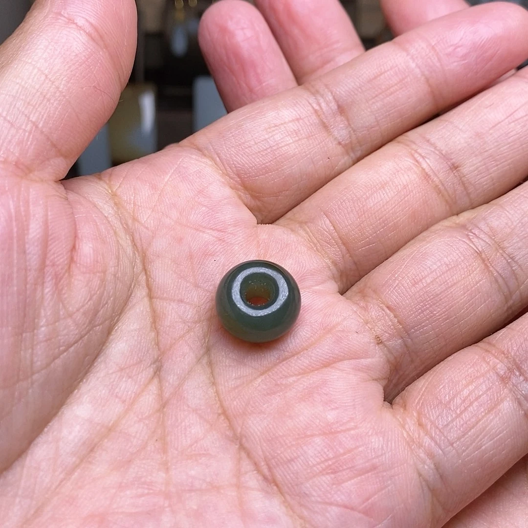 和田玉挂件未镶嵌伊*瓦