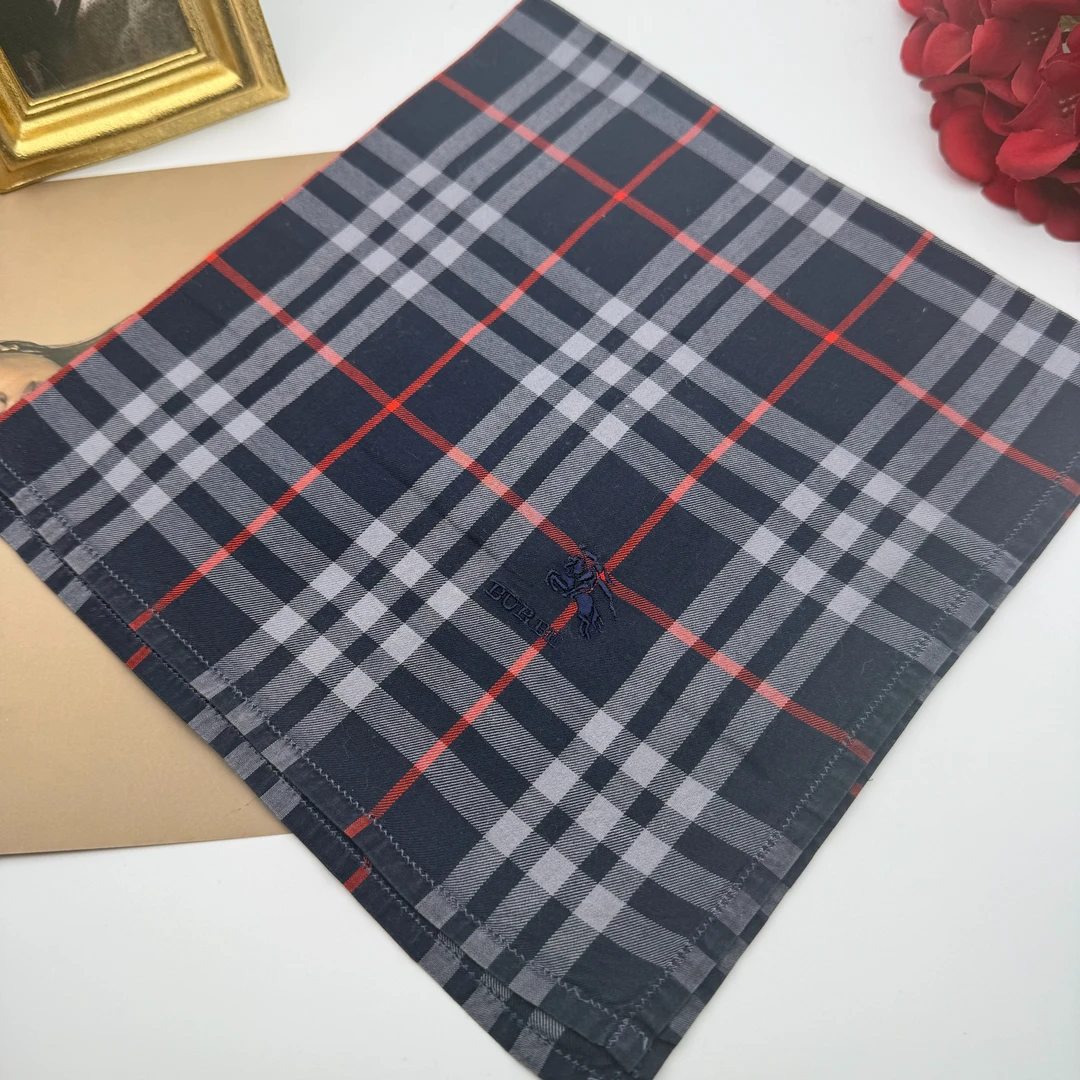 99新 BURBERRY/博柏利 海囤 巴宝莉 丝巾/yy04924