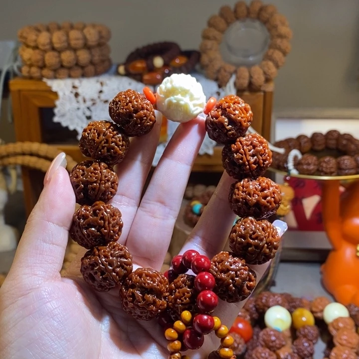 手串金刚菩提205玉华蜂王白龙红跑环一物