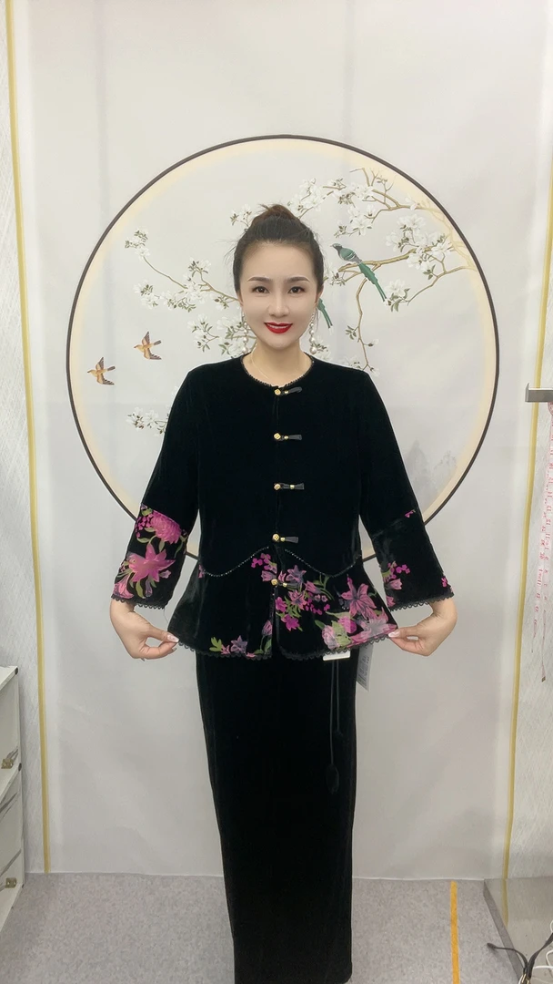 25351新款国风串珠款花苞袖丝绒烧花上衣秋冬开衫外套ins