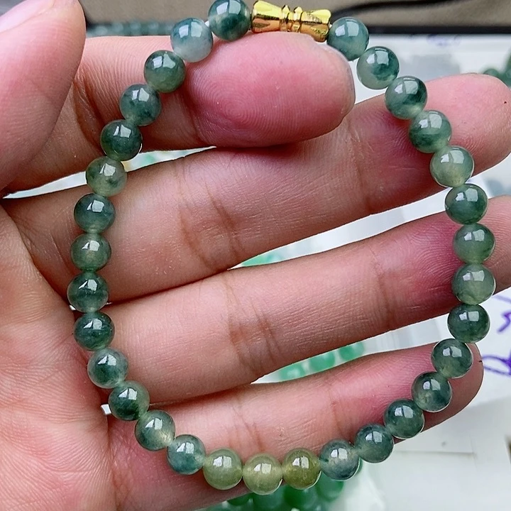 定制翡翠未镶嵌阳****肆手链