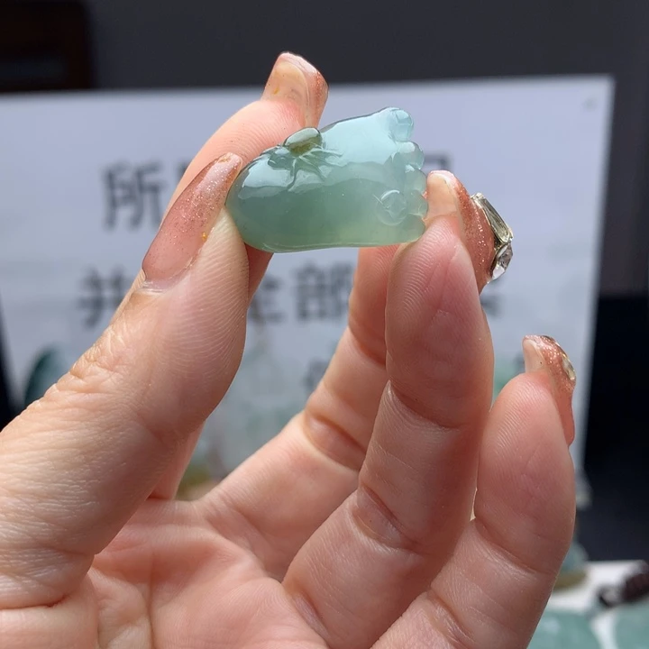 定制翡翠未镶嵌天然翡翠