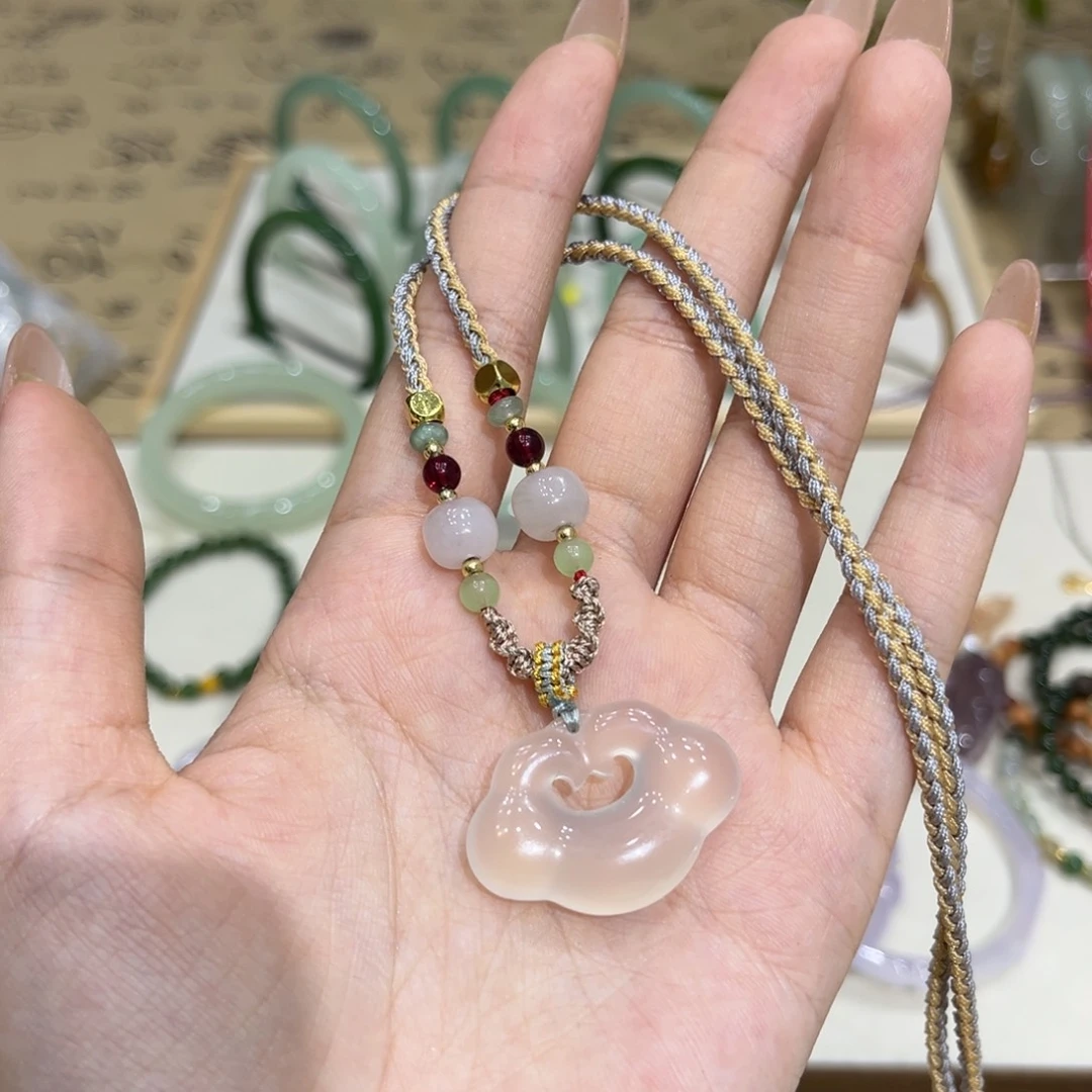 未镶嵌颈饰玛瑙/玉髓