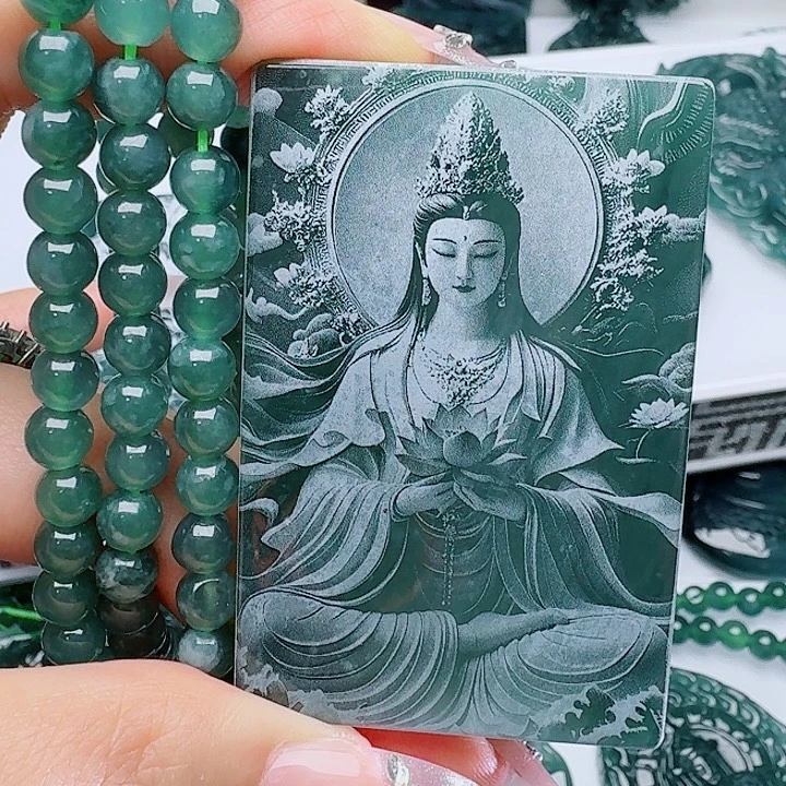 翡翠未镶嵌颈饰天然的A货翡翠多样性发其一