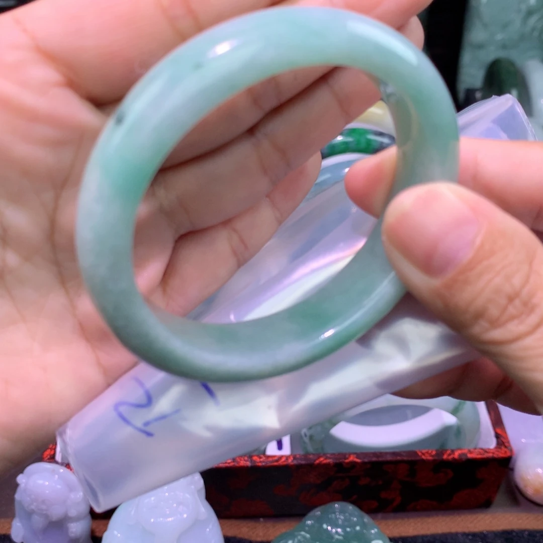 定制翡翠未镶嵌手镯50贵妃