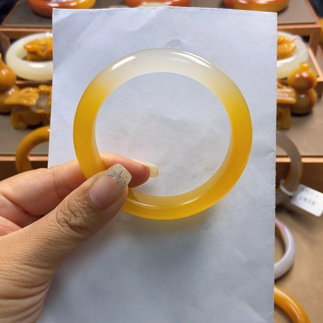 石英质玉（黄龙玉）未镶嵌手镯h